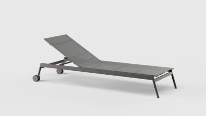Greenwich Chaise With Wheels batyline Stackable
